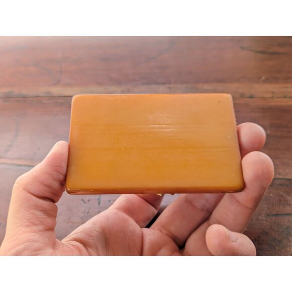 Vintage butterscotch bakelite mousetrap notebook holder with rhinestones, memo - Picture 6 of 9